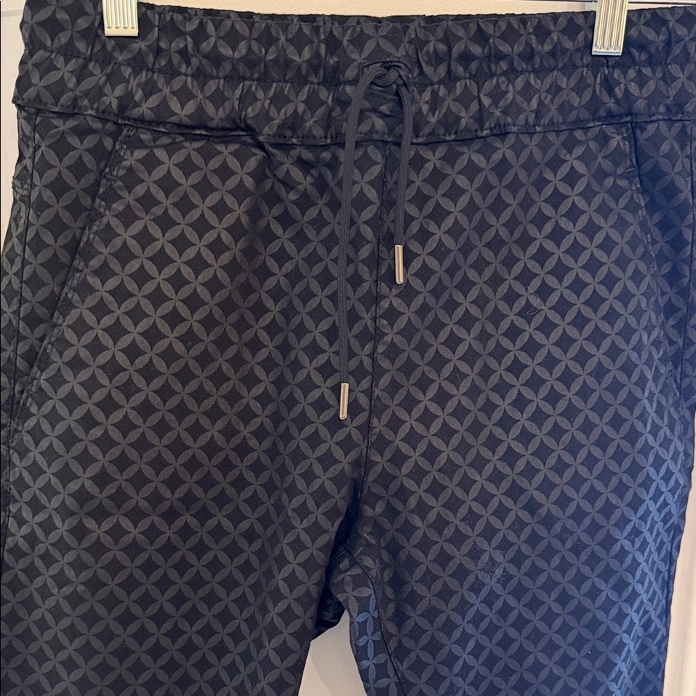 BEVY FLOG Black Geometric Pants